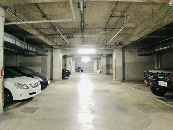 ベルメゾン瑞江3階 駐車場