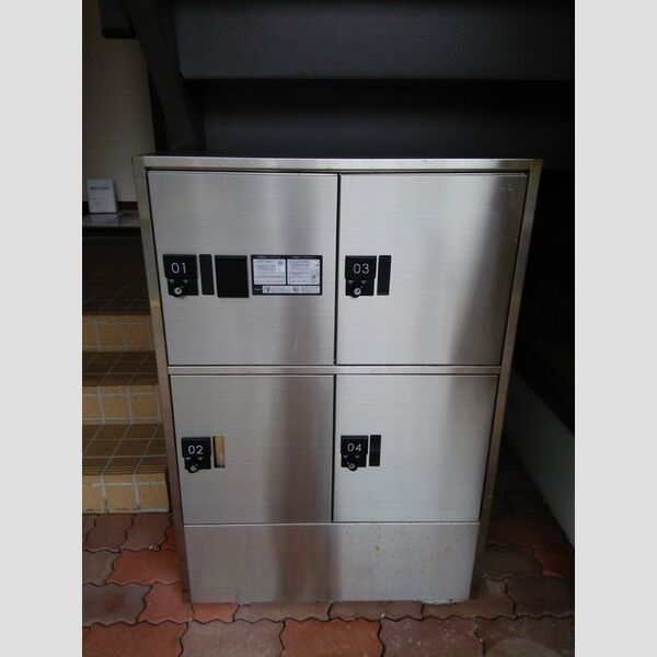 ウィルモア 壱番館・弐番館 宅配ボックス