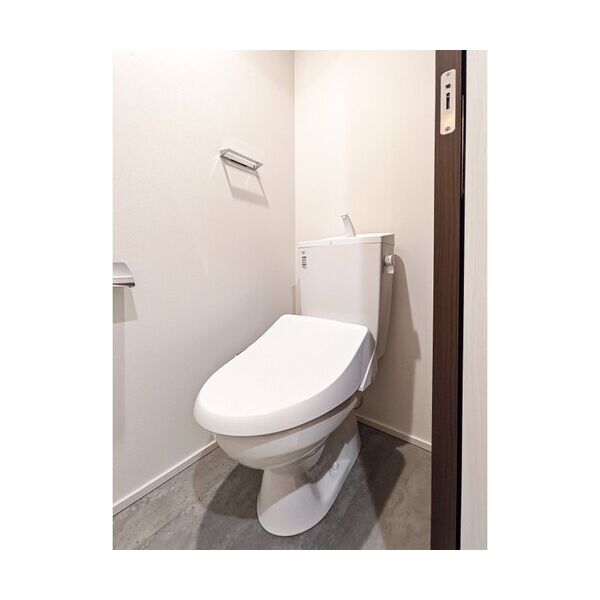 ForestMaisonKOMAGOMENORTH102号室 トイレ