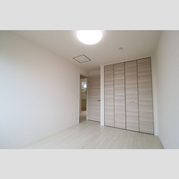 オルメル203号室 洋室　6.3帖