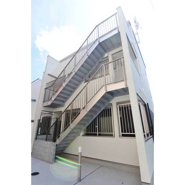 セレーヌ　コーポ若菜0102号室 外観