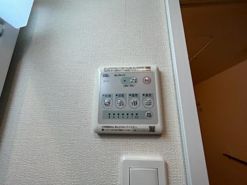エテルノ102号室 浴室乾燥機