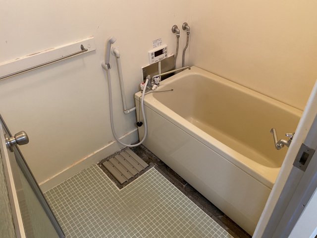 鵠沼岡田ビル 追炊き機能付いてます。