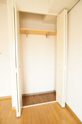 ポポラーレ八千代0104号室 ちょっとした収納スペースも充実しています