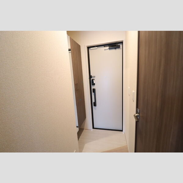 アメニティ 本千葉 玄関