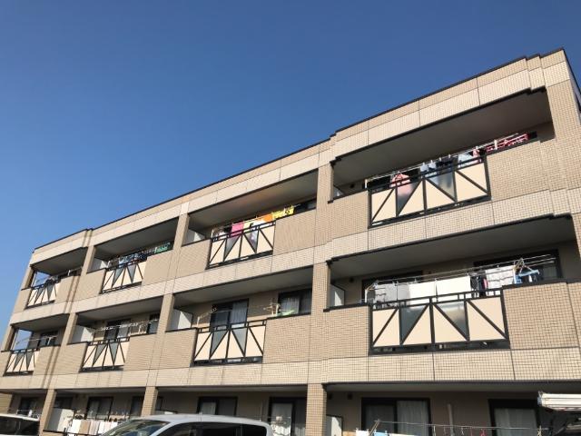 サザンフィールド305号室 外観写真（昼）