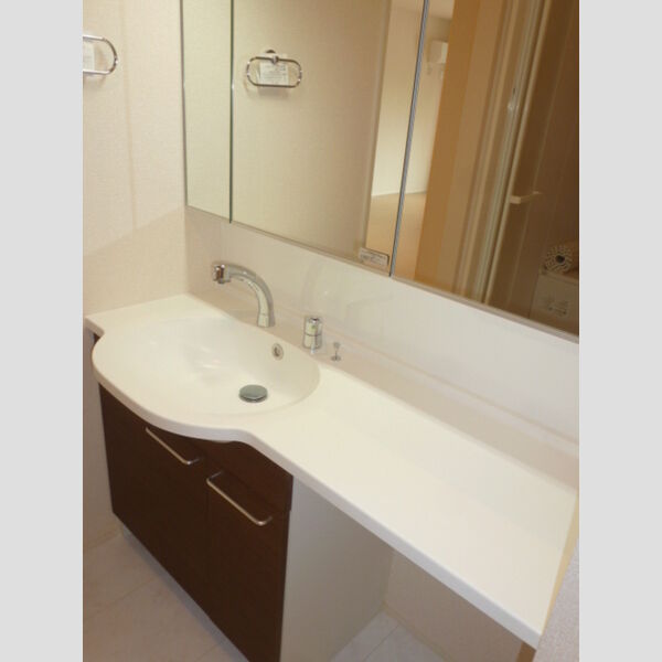 Grandir　B カウンター式洗髪洗面化粧台