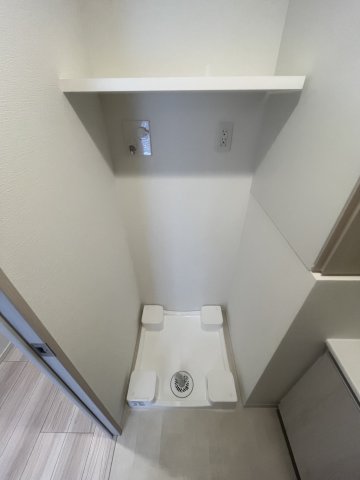 びゅうリエット横浜平沼205号室 室内洗濯機置場　※現況優先