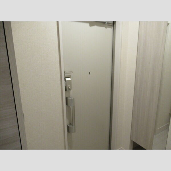 クレストⅠ103号室 玄関