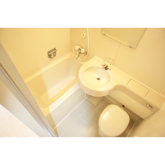 ハイライフ湘南306号室 ☆バス・トイレ