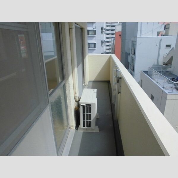 ハイフラットワン703号室 バルコニー