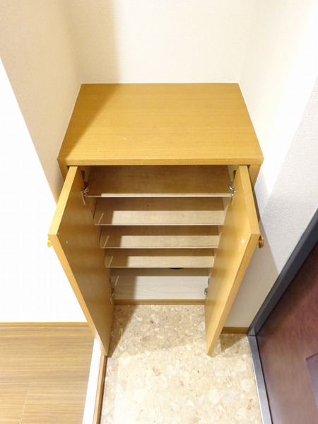 ロイヤルパレス目黒 玄関