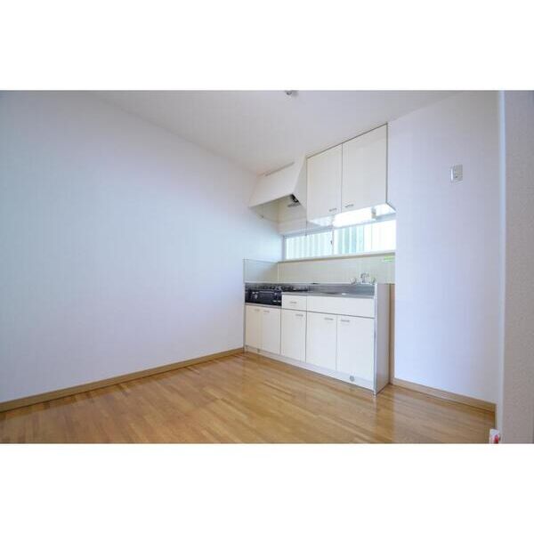 エステートピアマルイI101号室 リビング