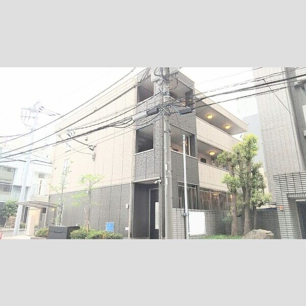 グランドウエスト横浜101号室 建物外観