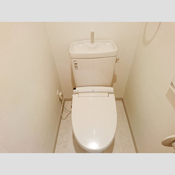 キャメロット新越谷 温水洗浄暖房便座トイレ