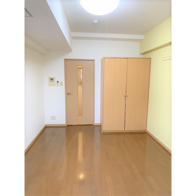 ニューシティアパートメンツ久が原0507号室 リビング