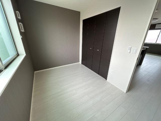 ラ・レーヌ・８０（ｌａ　ｒｅｉｎｅ８０） 洋室