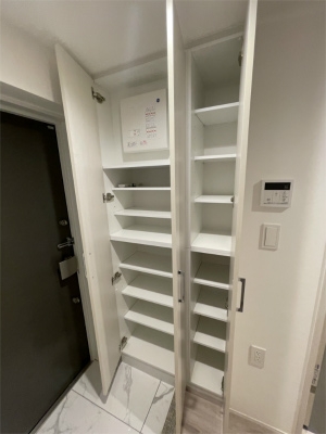アイディ御殿山ヒルズファースト2階 収納