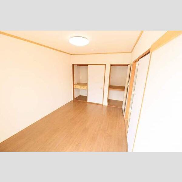 グランメールめぐみ　A101号室 洋室