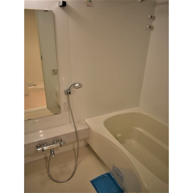 ルクレ新川レジデンス0305号室 お風呂