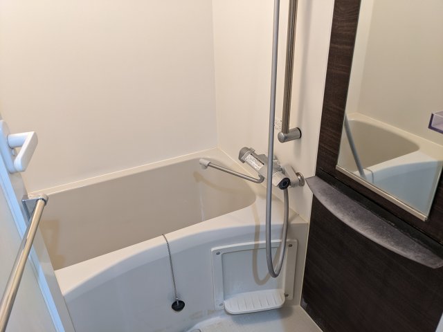 アゼスト堀切菖蒲園Ⅱ211号室 お風呂