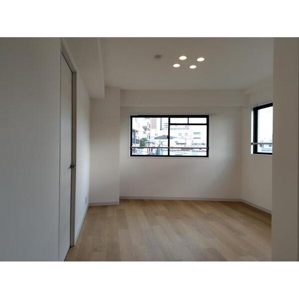 寿ビル リビング