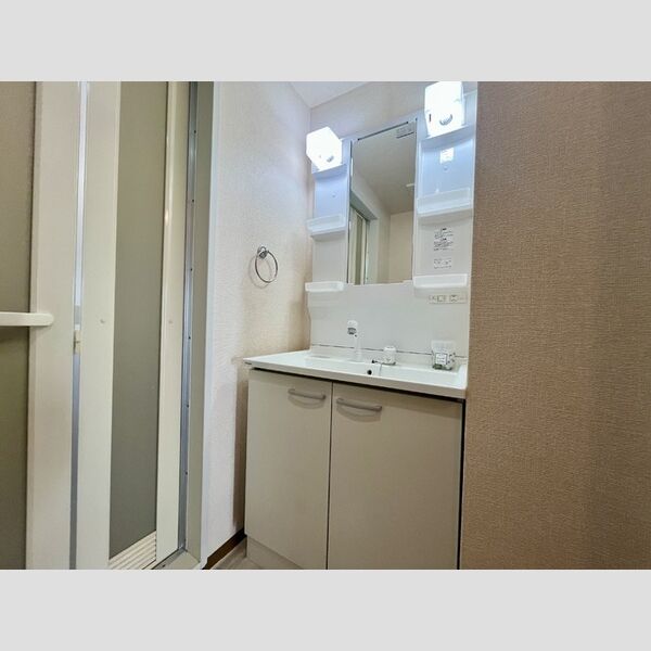 グランメール藤原301号室 同建物別部屋の参考画像