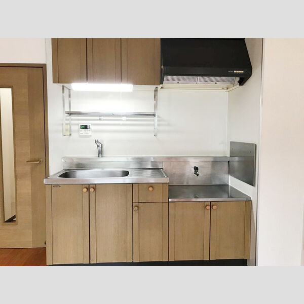 パレ・ドール港南台102号室 キッチン