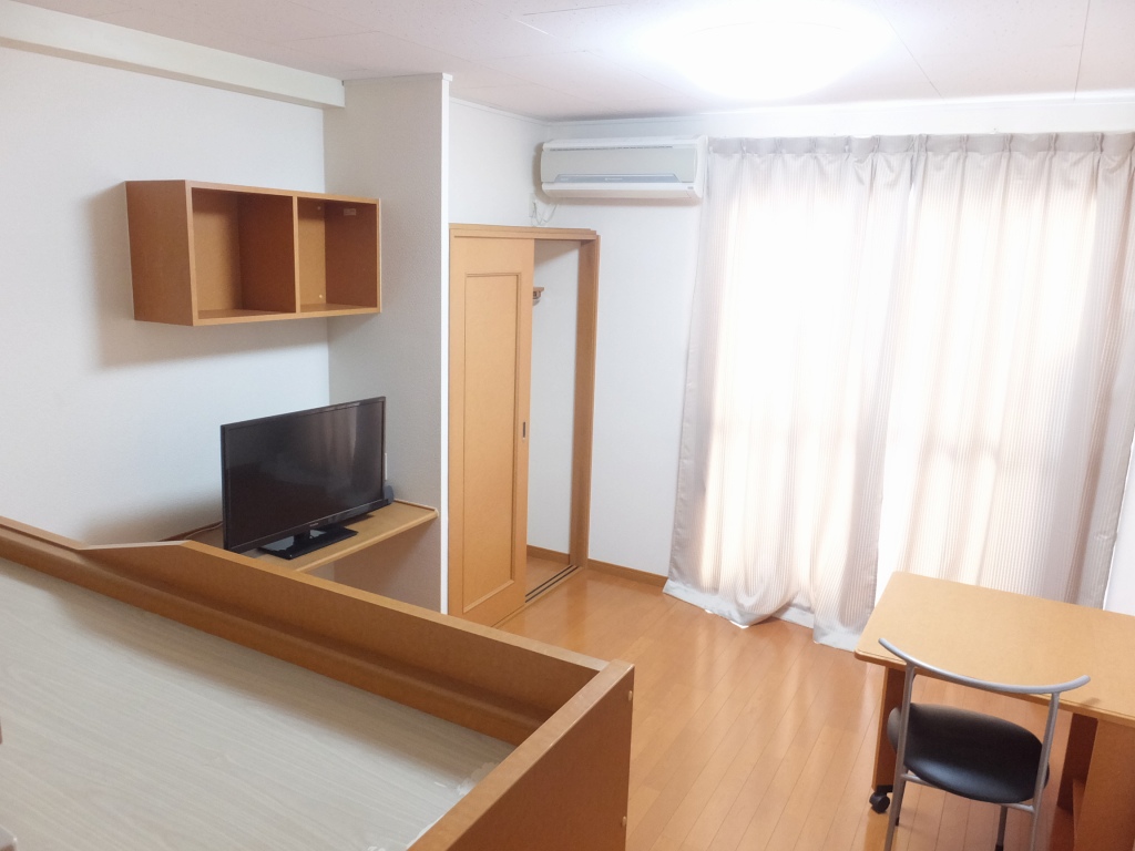 レオパレス水際邸109号室 日当たりも良好です。