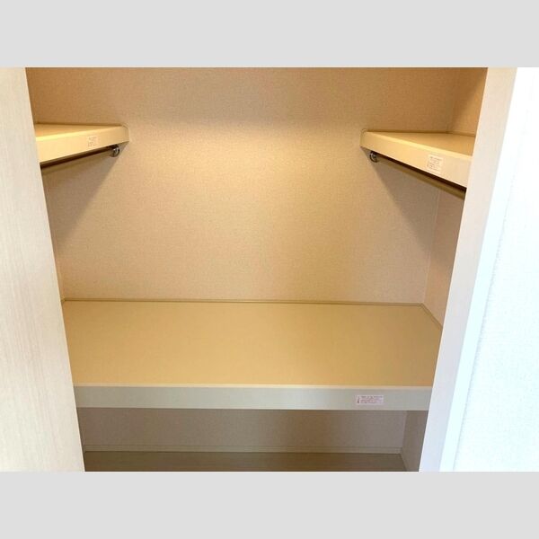 レインボーハウス(A)・エオス仲久保(B)　BB205号室 収納