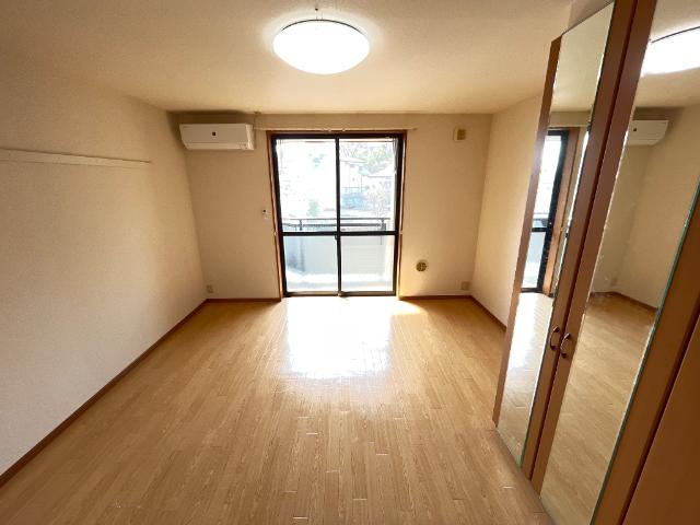 グランペール　エリテ 洋室