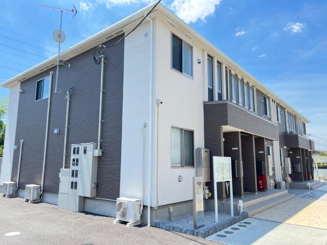 リバーウェル103号室 外観写真（昼）