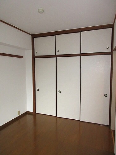 テレパレス船橋三咲Ａ棟6階 洋室　同タイプ別部屋