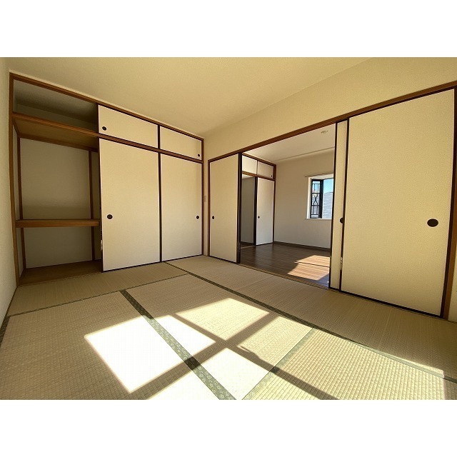 ポポラーレ壱番館0302号室 和室