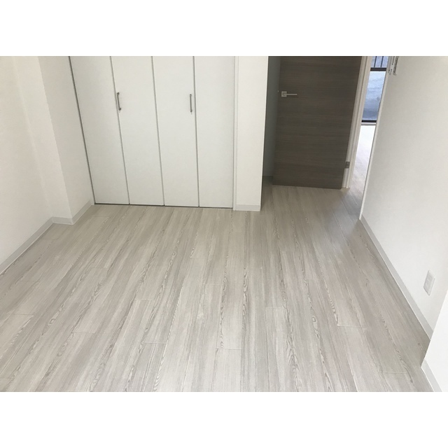 リバーサイドツルミ103号室 リビング