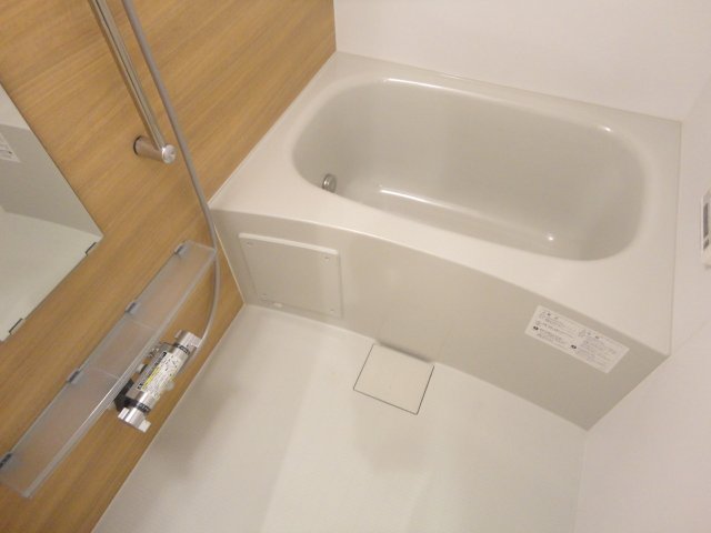 ＢＥＬＬ　ＧＲＡＣＥ（ベル　グラース） バス(追焚き・浴室乾燥)