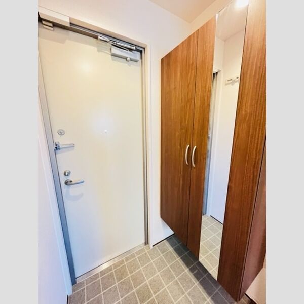 ティーロワ湘南 玄関