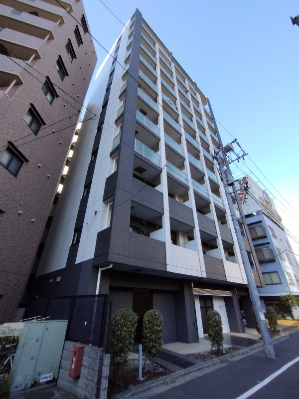 PREMIUM CUBE 三田10階 外観