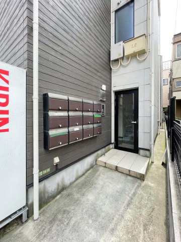 CASAR千住大橋302号室 エントランス