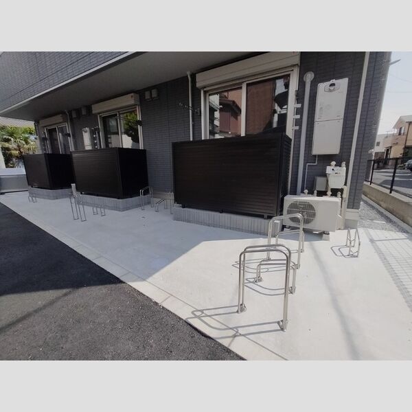 リヴェール船橋 駐輪スタンド