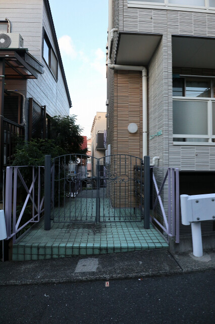 エクシード白楽Ⅱ エントランス