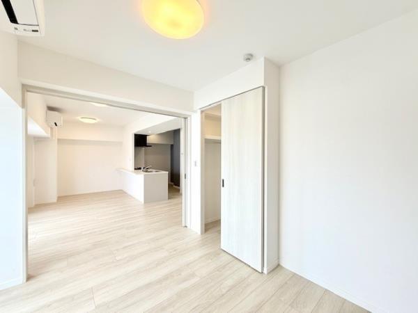 アジールコート町屋10階 リビング