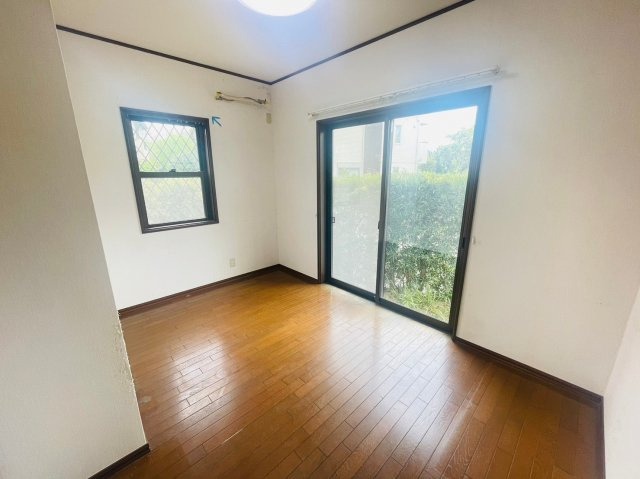 池子1丁目戸建 1F 洋室