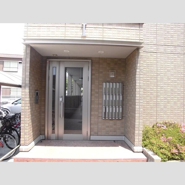 ヴェルドミール　Ⅱ303号室 エントランス