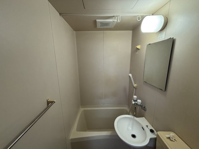 シャトレ上荻 洗面