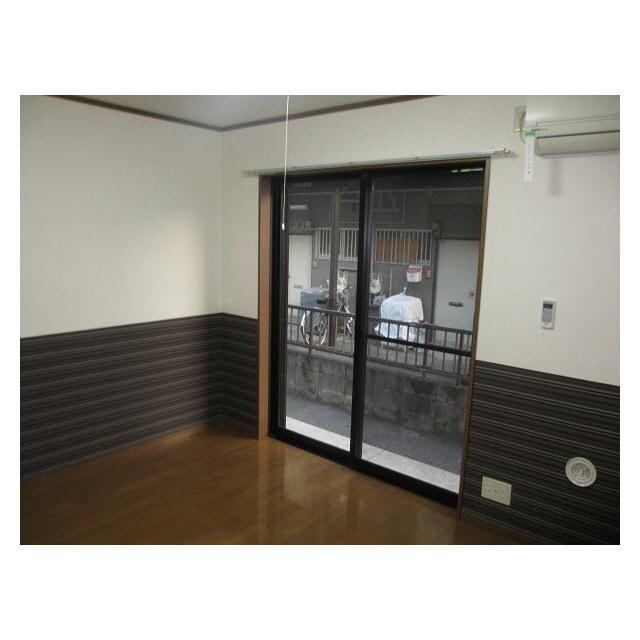 アムール マルシェ リビング