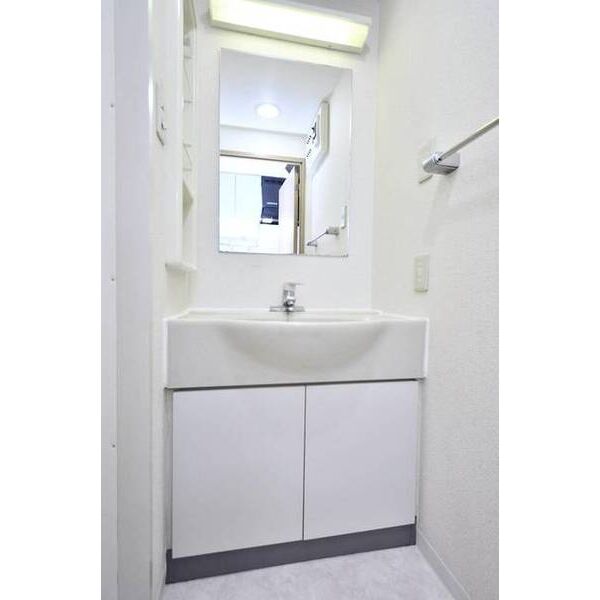 メゾン・ド・ヴィレ高輪 洗面