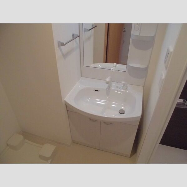 セレッソ本所 洗面化粧台