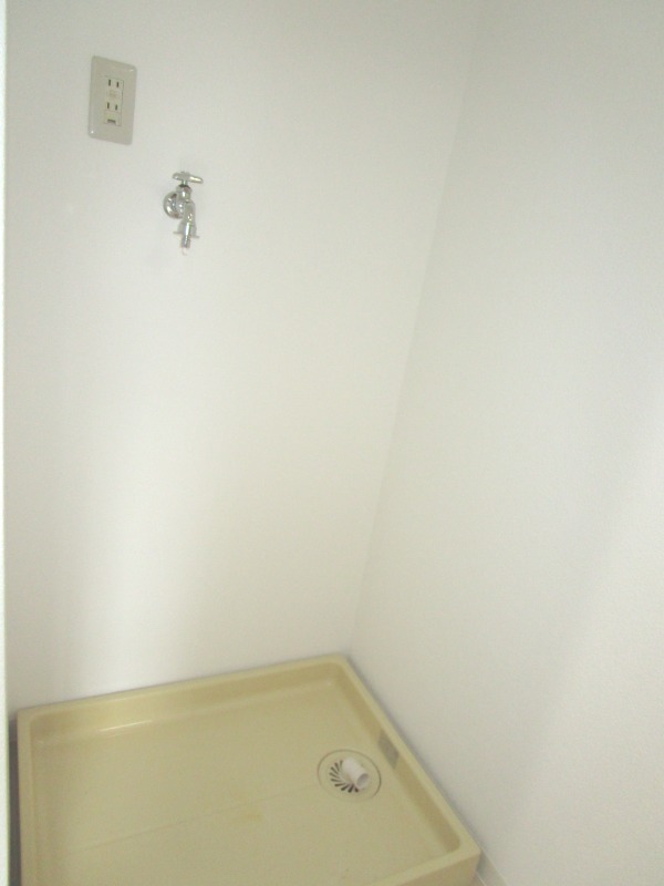 クリオ鶴ヶ峰壱番館2階 内観