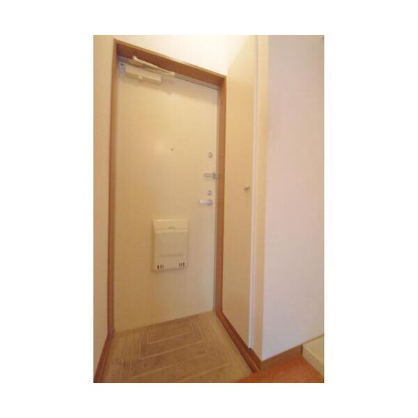 シャラ八景館ウエスト202号室 玄関